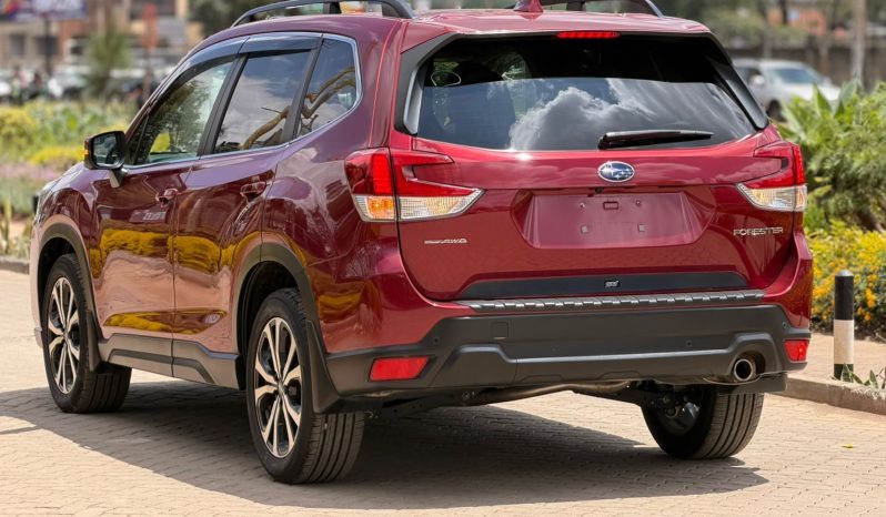 
								Subaru Forester Sk9 full									