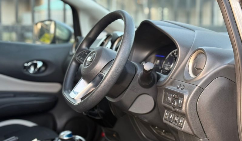 
								Nissan Note Epower full									