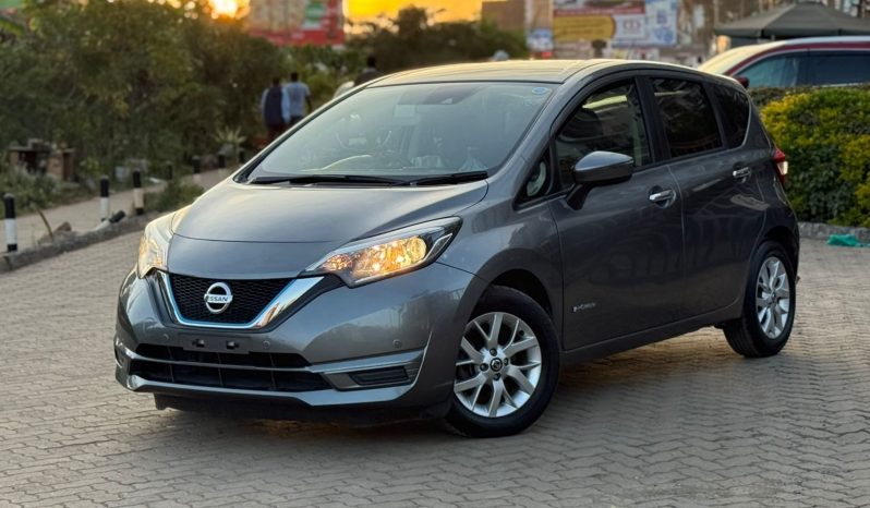 
								Nissan Note Epower full									