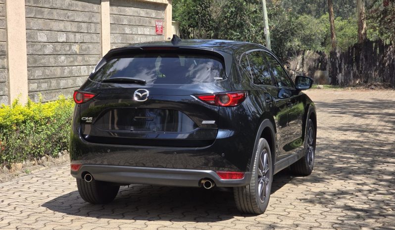
								Mazda CX-5 full									