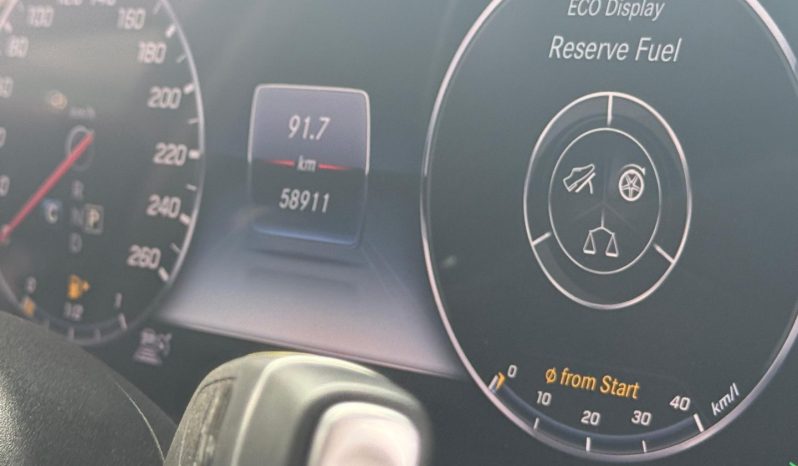 
								Mercedes Benz E200 full									