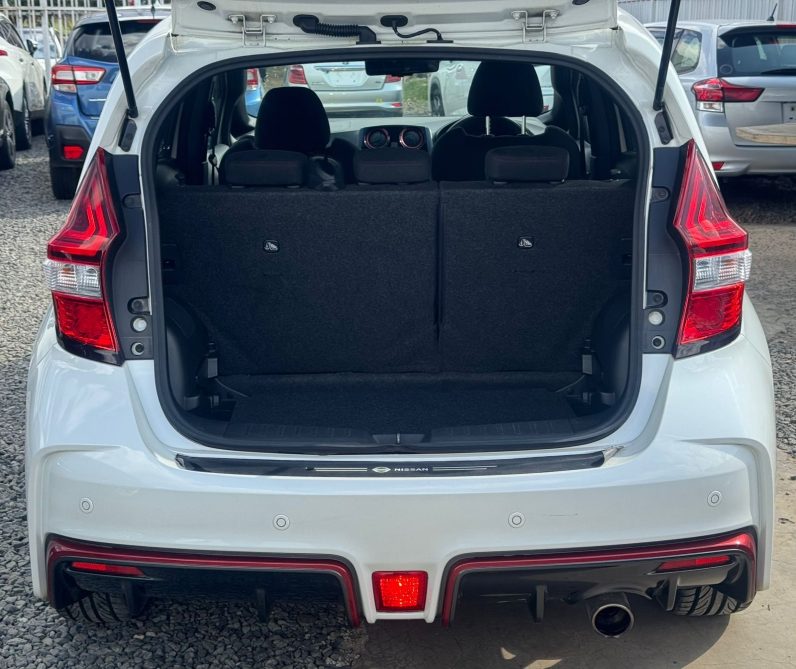 
								Nissan Note E-Power (Nismo) full									