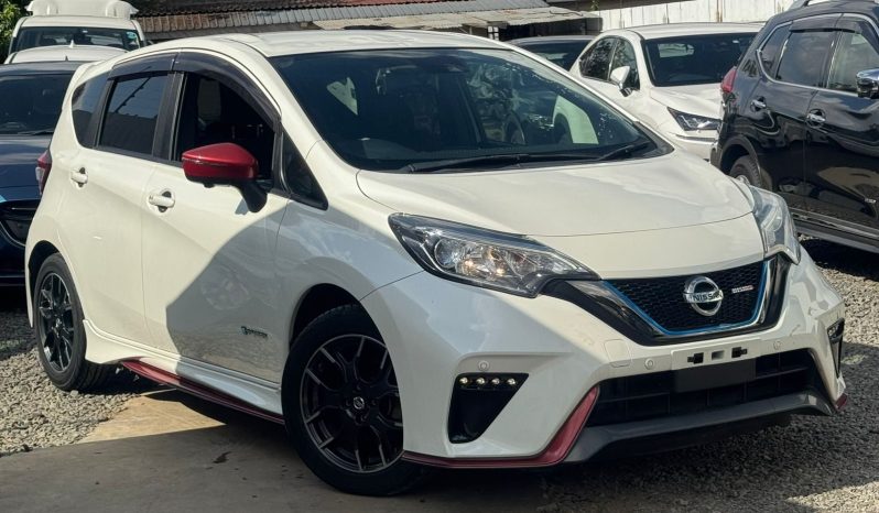 
								Nissan Note E-Power (Nismo) full									