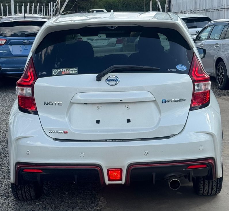 
								Nissan Note E-Power (Nismo) full									