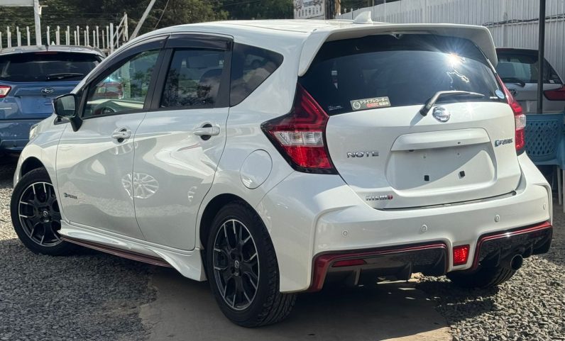 
								Nissan Note E-Power (Nismo) full									