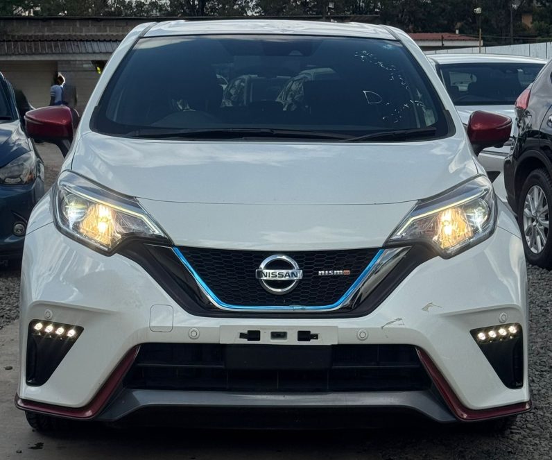 
								Nissan Note E-Power (Nismo) full									