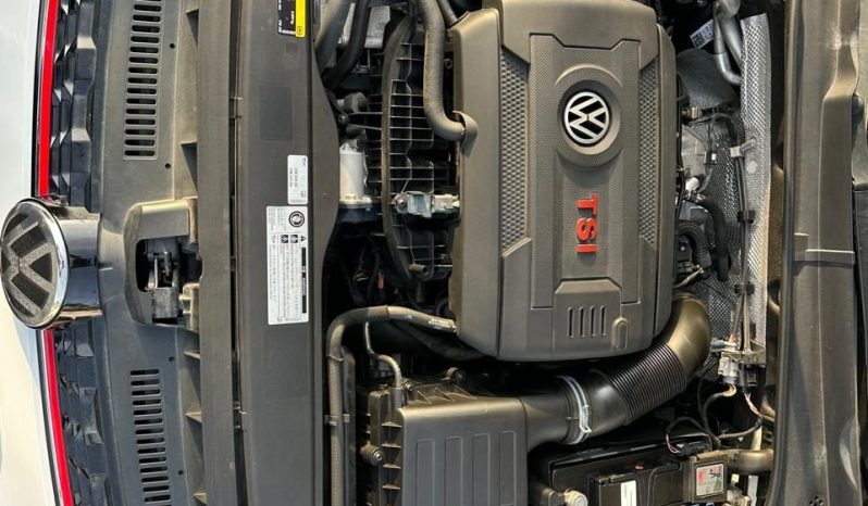 
								Voxwagen golf GTI full									