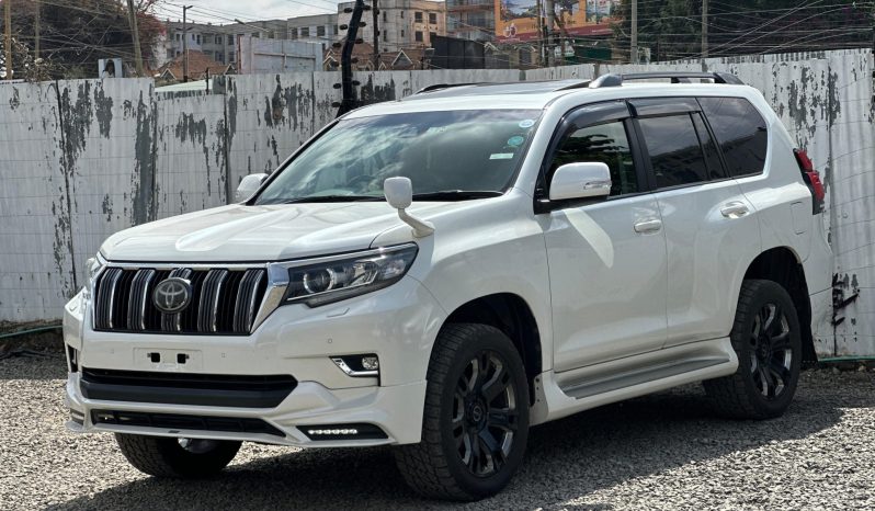 
								Toyota Land Cruiser Prado TX full									