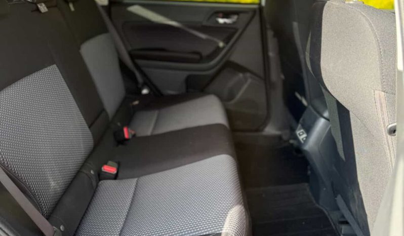 
								Subaru Forester full									