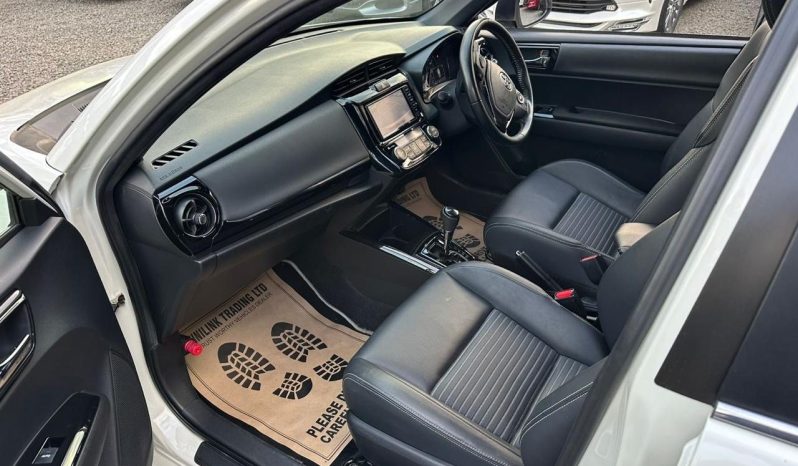 
								Toyota Fielder WXB full									