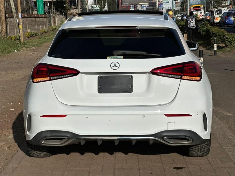 
								Mercedes Benz A180 full									