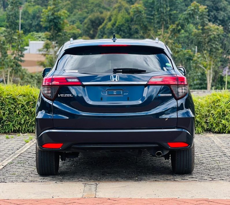 
								Honda Vezel full									