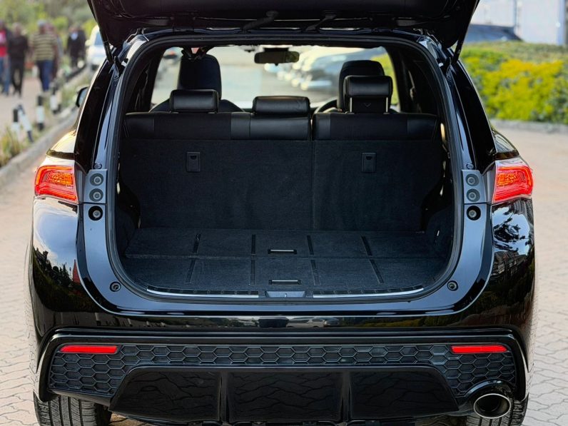 
								Toyota Harrier GR full									