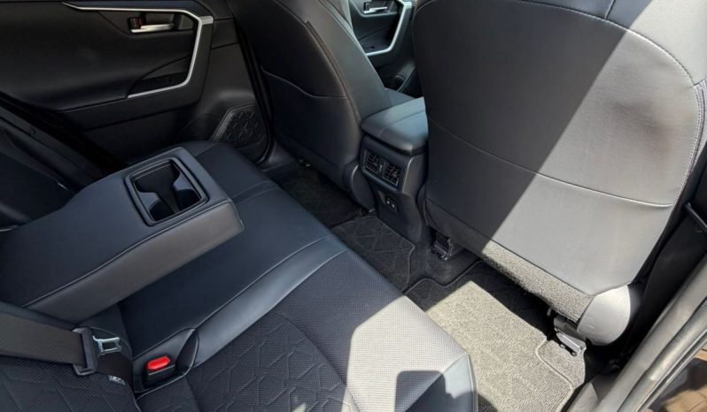 
								Toyota RAV4 GR Adventure full									