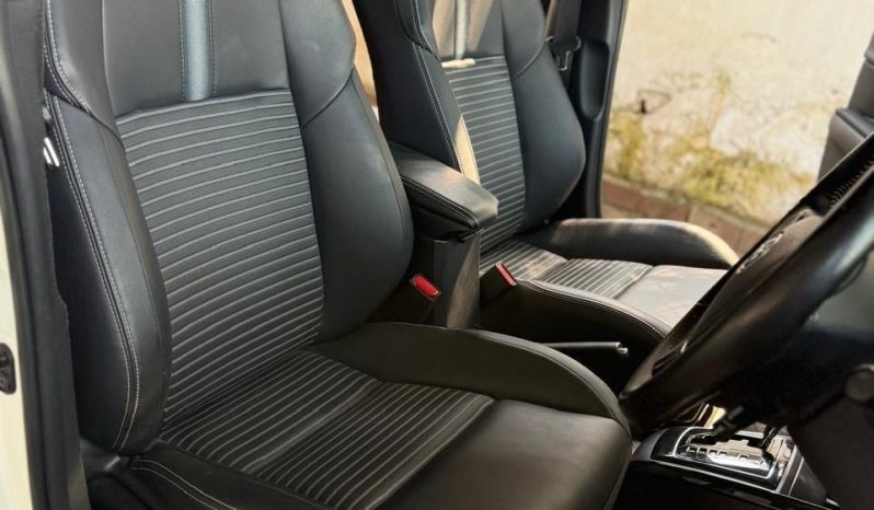 
								Toyota Fielder WXB full									