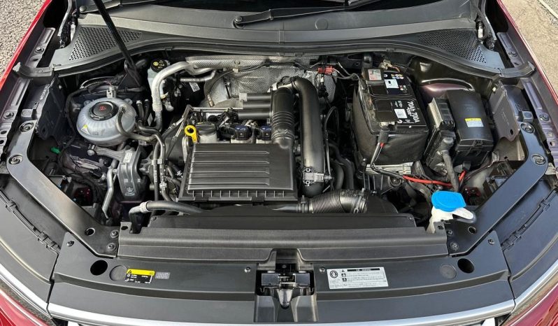 
								Volkswagen Tiguan full									