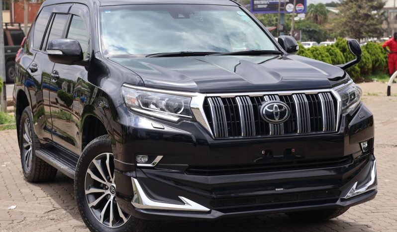 
								Toyota Land Cruiser Prado TXL full									