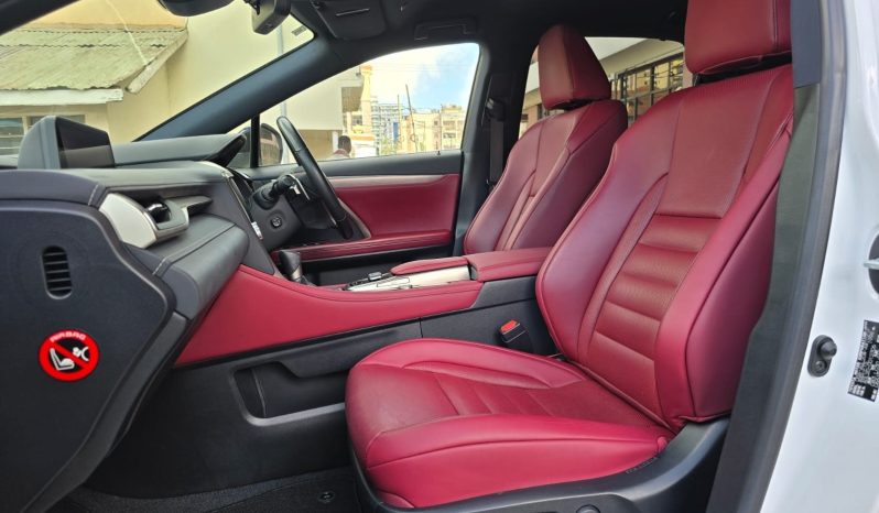 
								Lexus Rx300T F sport full									