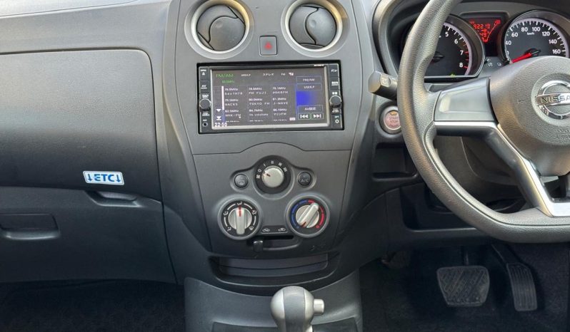 
								Toyota Land Cruiser Prado TXL full									