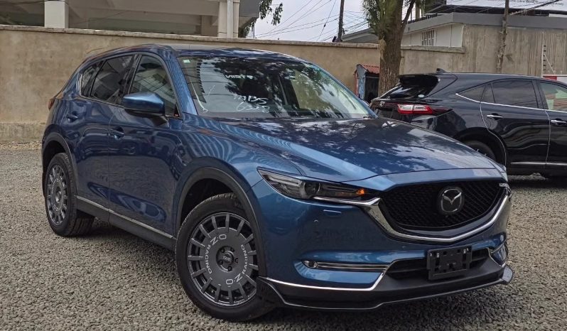 
								Mazda CX-5 full									