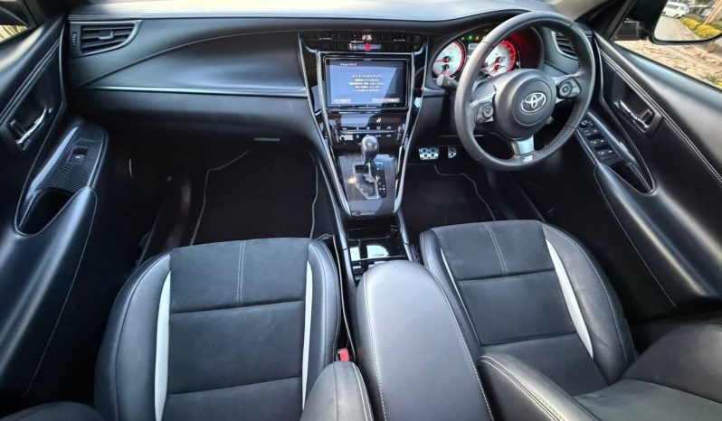 
								Toyota Harrier GR full									