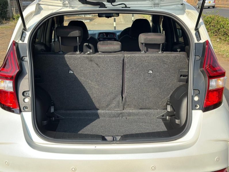 
								Nissan Note Nismo full									