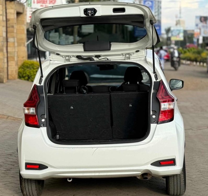 
								Nissan Note full									
