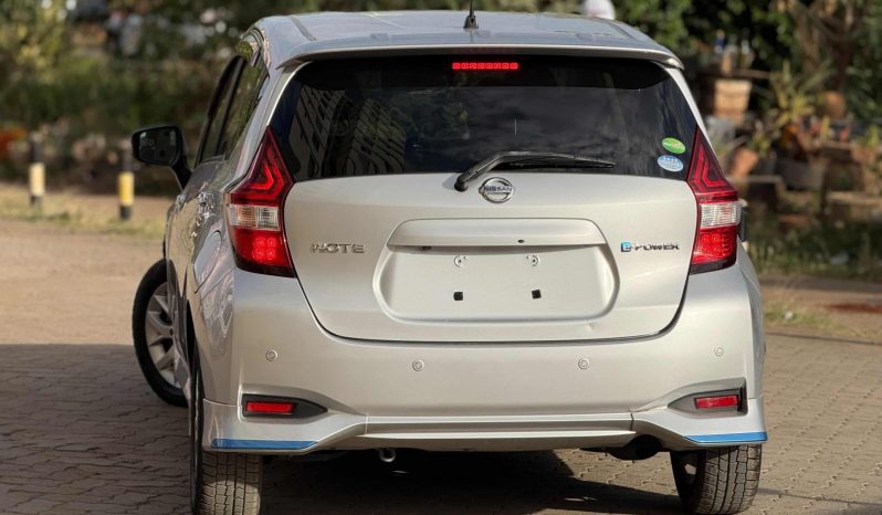 
								Nissan Note E-power full									