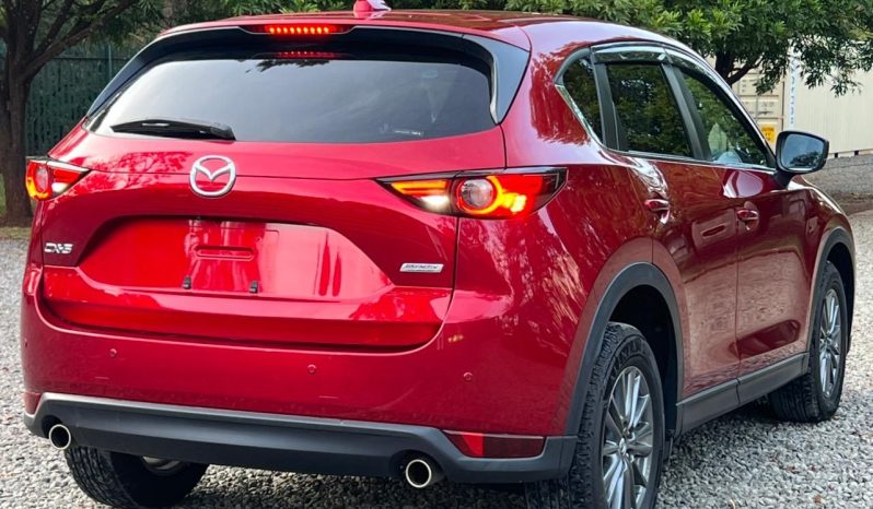 
								Mazda CX-5 full									