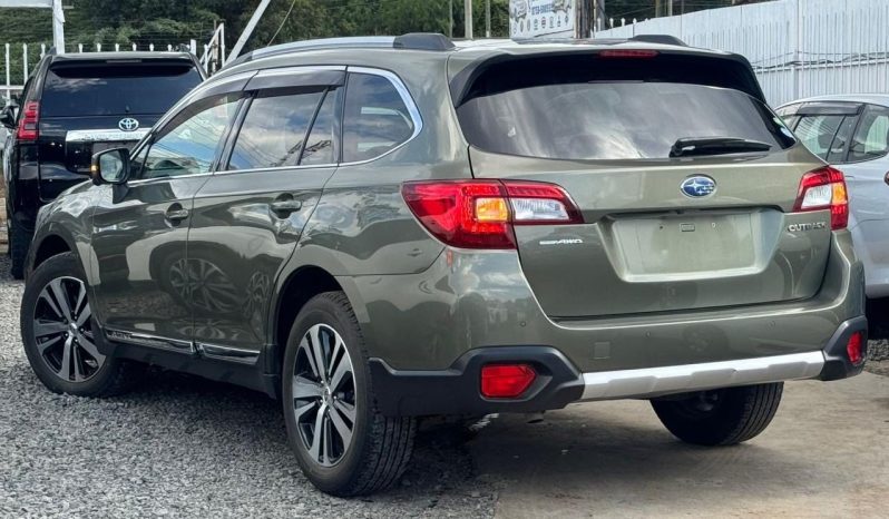 
								Subaru Outback full									