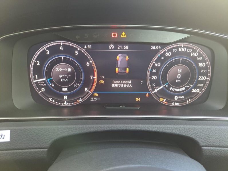 
								Volkswagen Golf full									