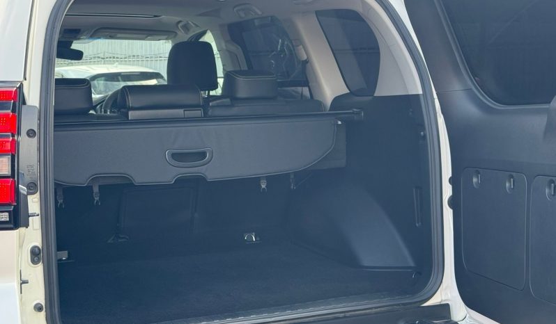 
								Toyota Land Cruiser Prado TX full									