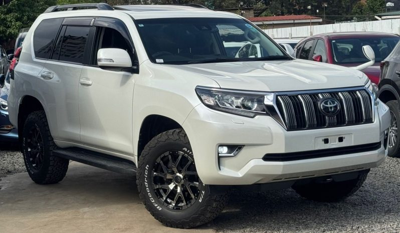 
								Toyota Land Cruiser Prado TX full									