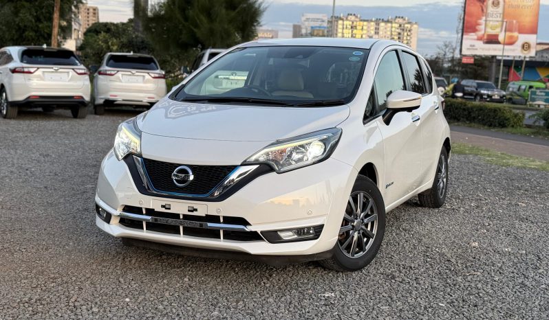 
								Nissan Note Medalist full									