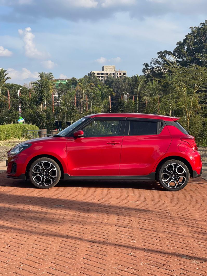 
								Suzuki Swift Sport full									