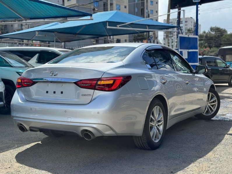 
								Nissan Skyline 200GTt full									