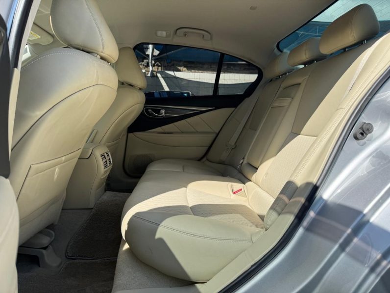 
								Nissan Skyline 200GTt full									