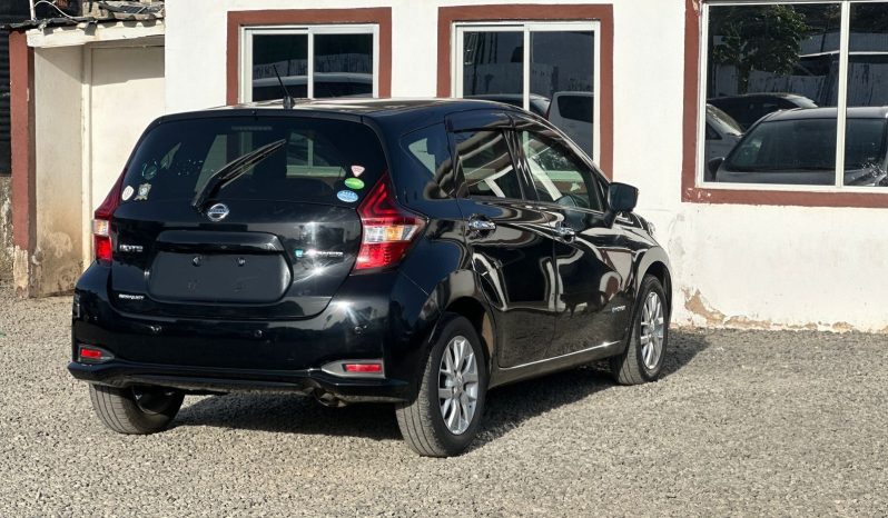 
								Nissan Note E-power full									