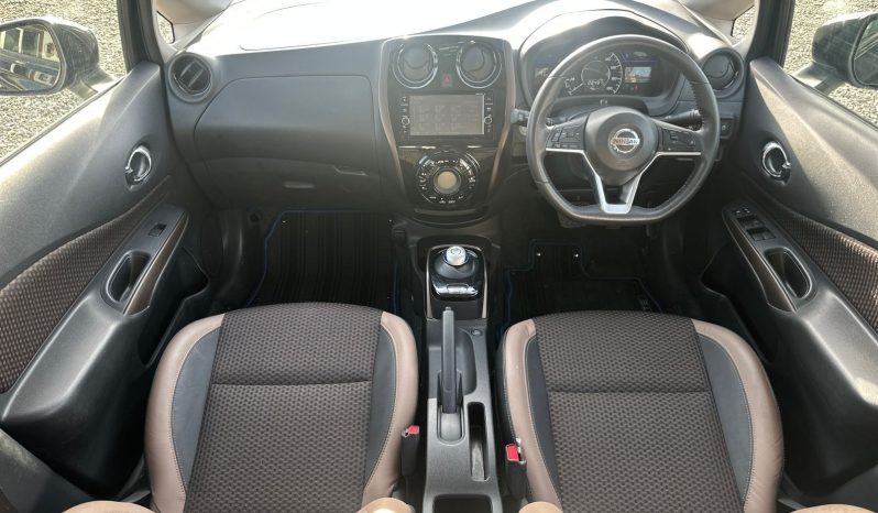 
								Nissan Note E-power full									