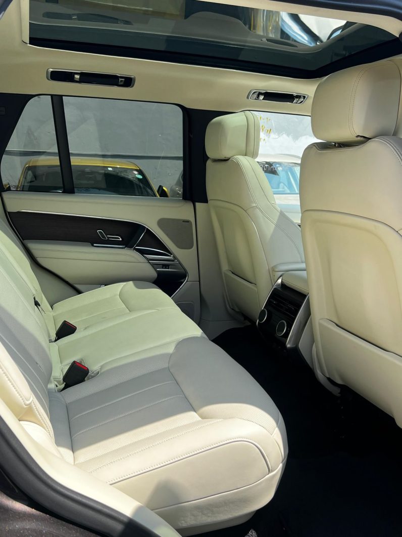 
								Range rover Autobiography full									