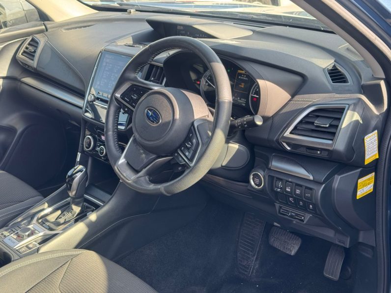 
								Subaru Forester Sk9 full									