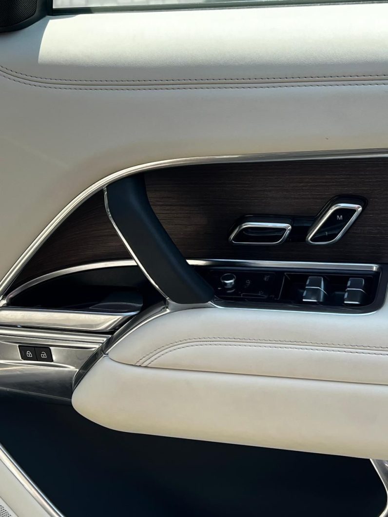 
								Range rover Autobiography full									