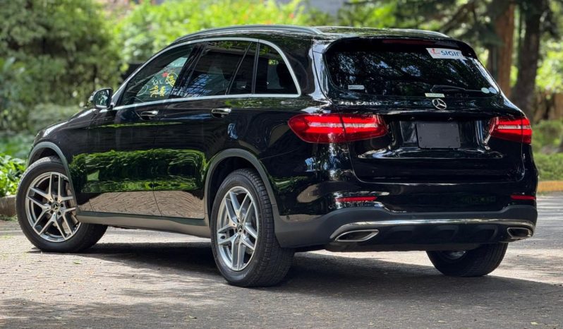 
								Mercedes Benz GLC 200 full									