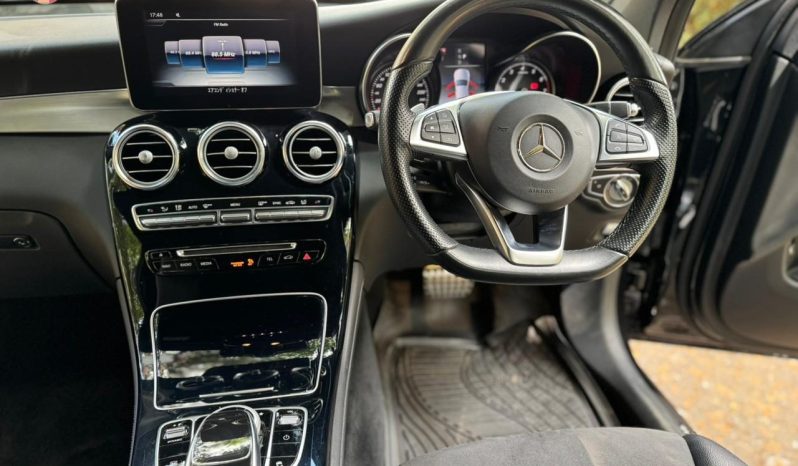 
								Mercedes Benz GLC 200 full									