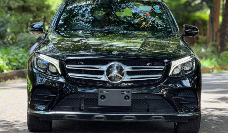 
								Mercedes Benz GLC 200 full									
