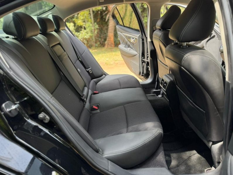 
								Infiniti skyline  Gt full									