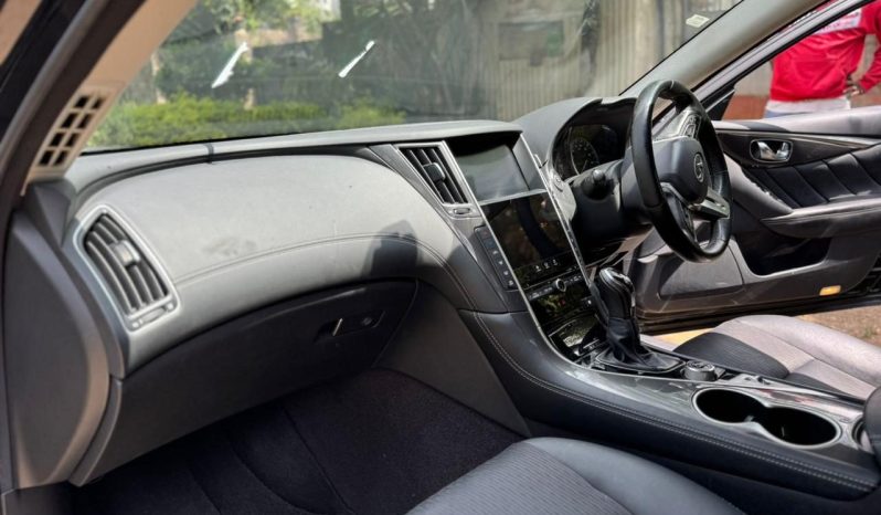 
								Infiniti skyline  Gt full									