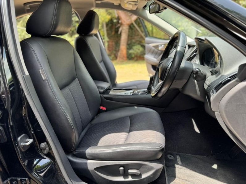 
								Infiniti skyline  Gt full									