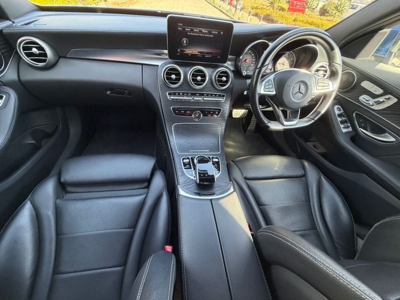 
								Mercedes Benz C200 full									