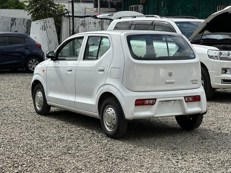 
								Suzuki Alto full									